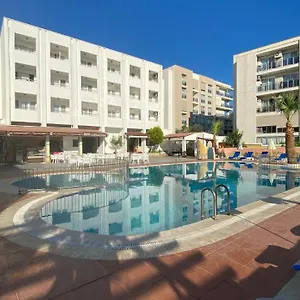 3* Hotel de apartamente Oya Family